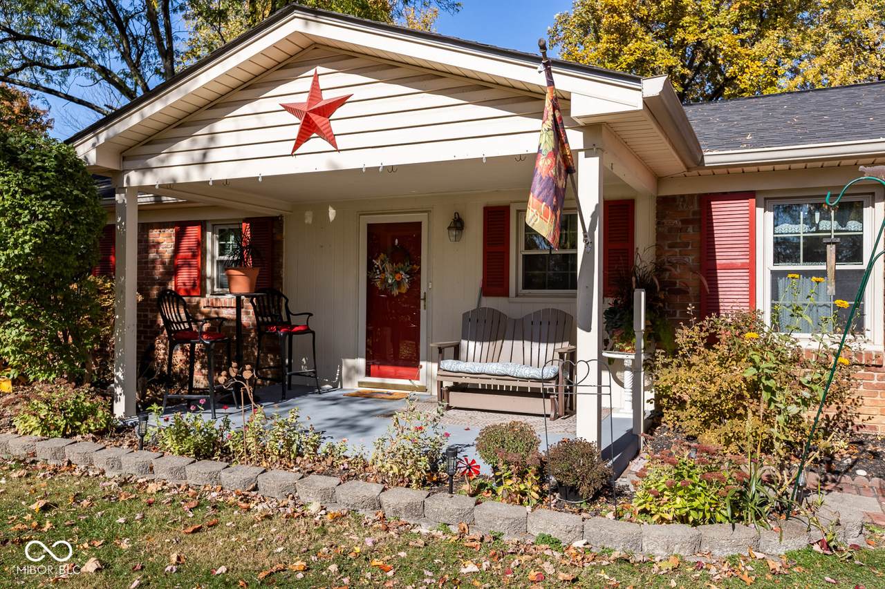 5310 68th Street - Photo 1