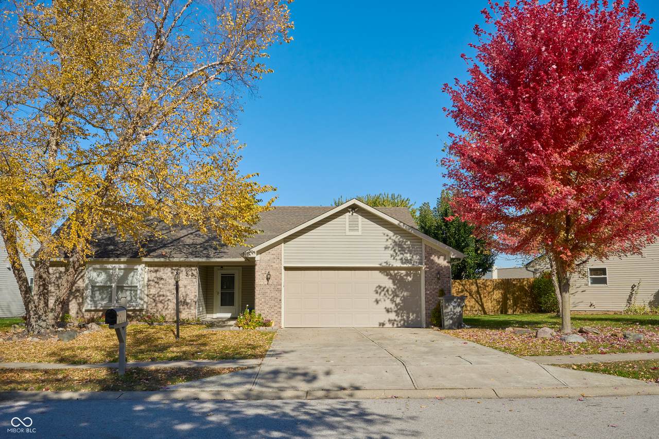 8456 Southern Springs Boulevard - Photo 1