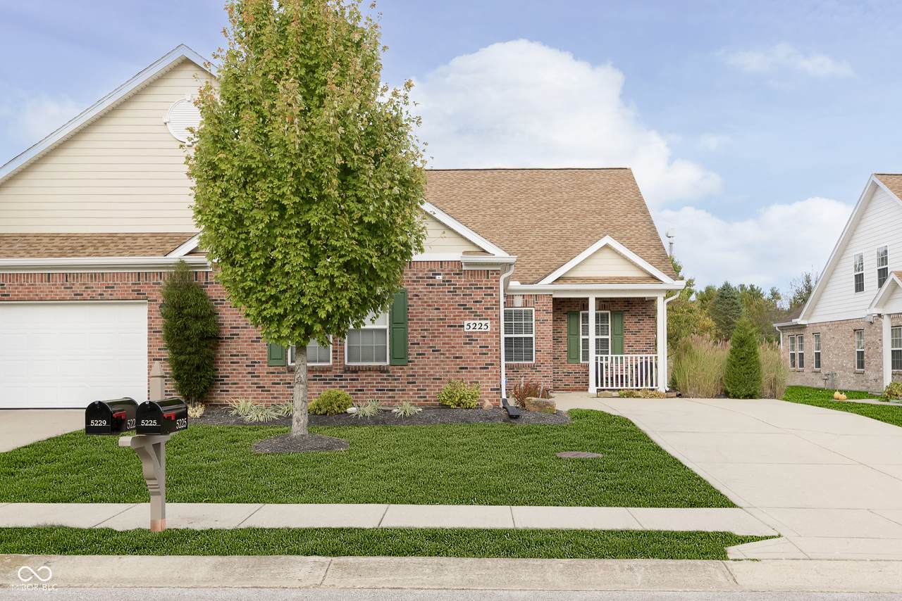 5225 Dunewood Way - Photo 1