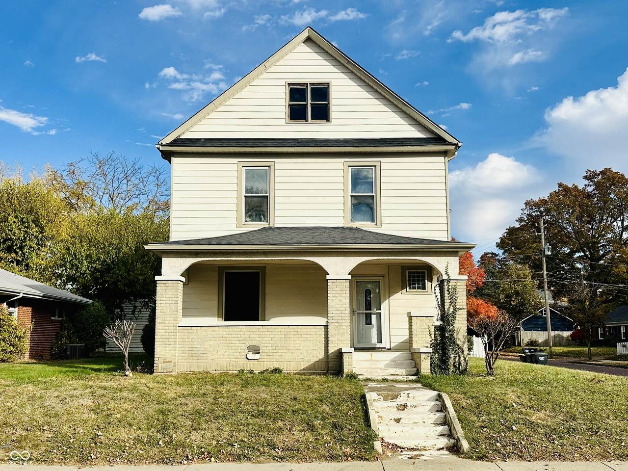 630 Madison Avenue - Photo 1