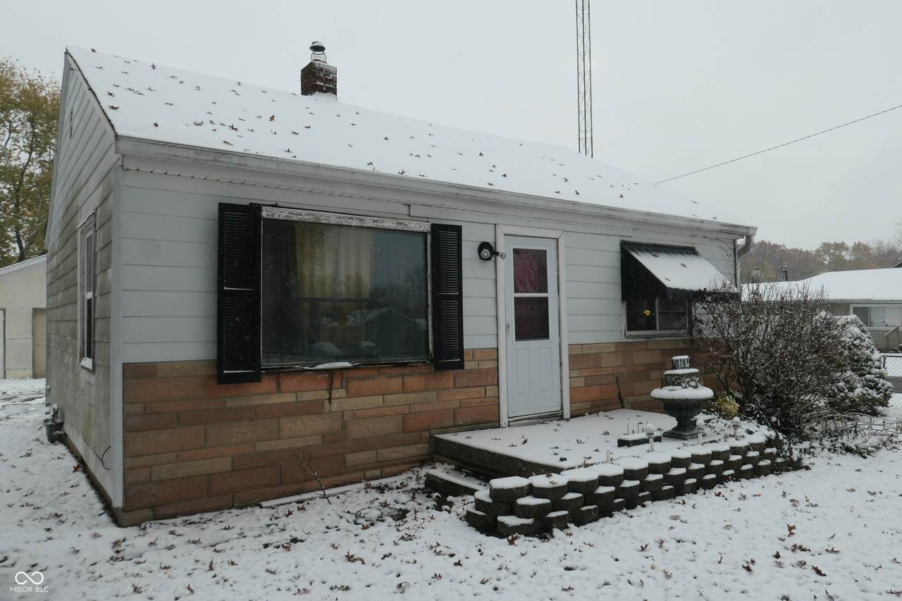 3701 Kercheval Drive - Photo 1