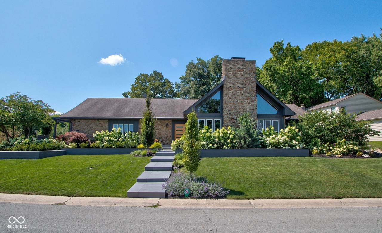 1217 Willow Way - Photo 1