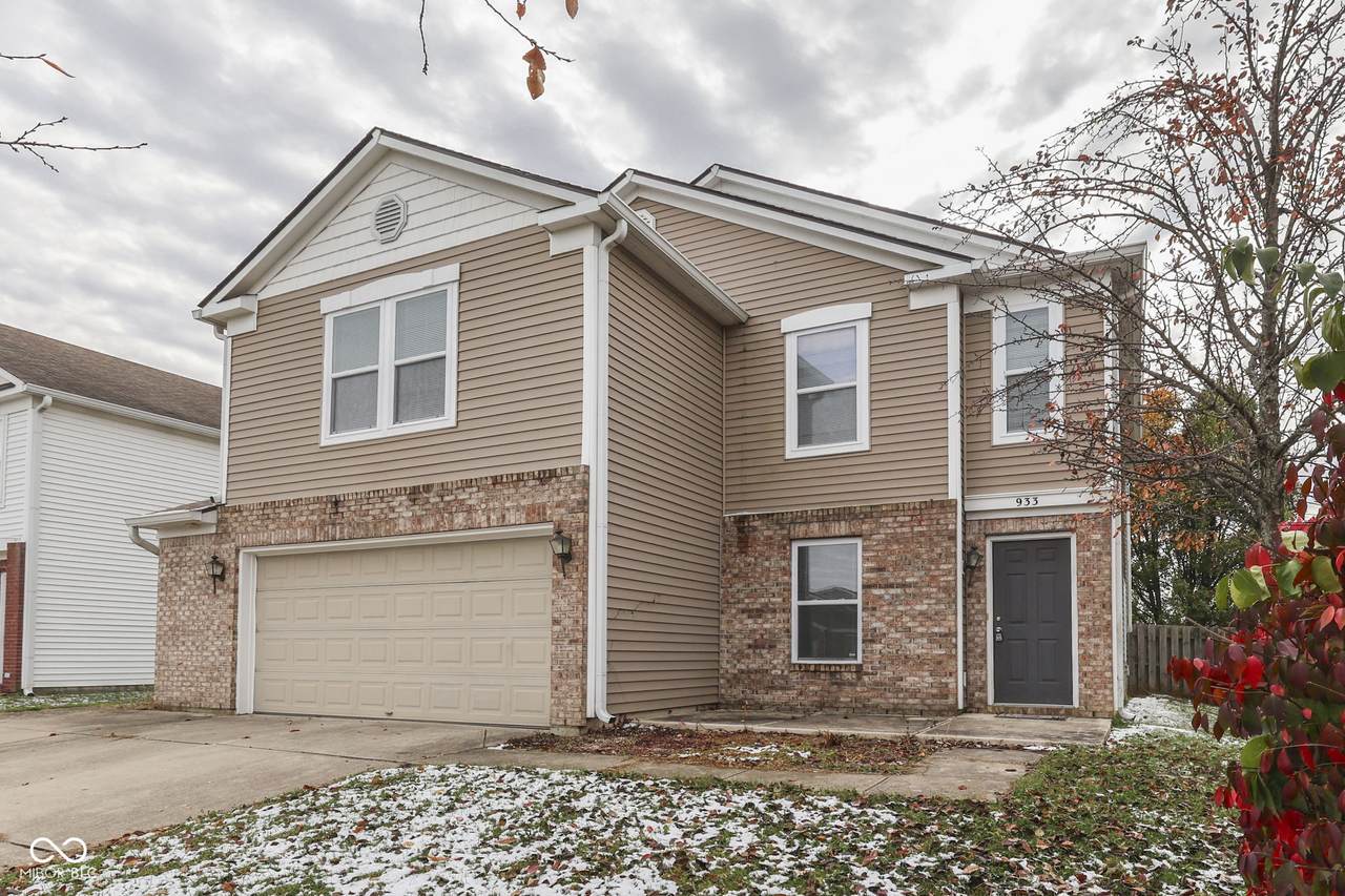 933 Shenandoah Way - Photo 1