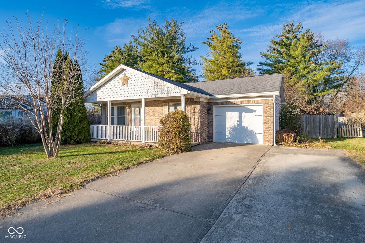 1020 Talon Court - Photo 1