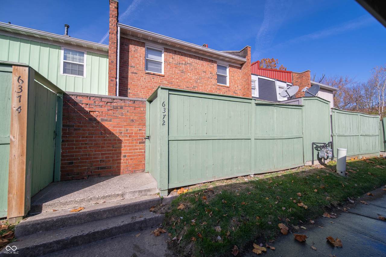 6372 Commons Drive - Photo 1