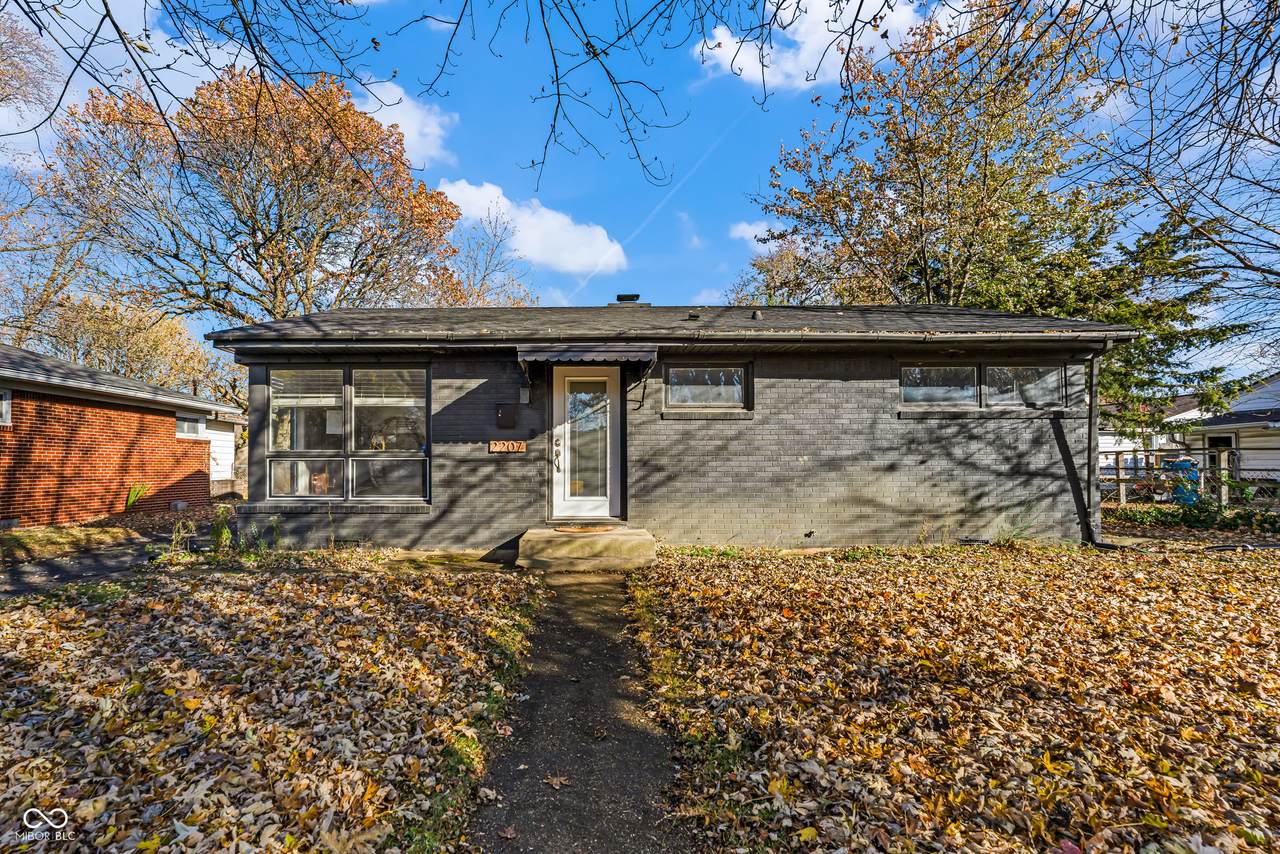 2207 Winton Avenue - Photo 1