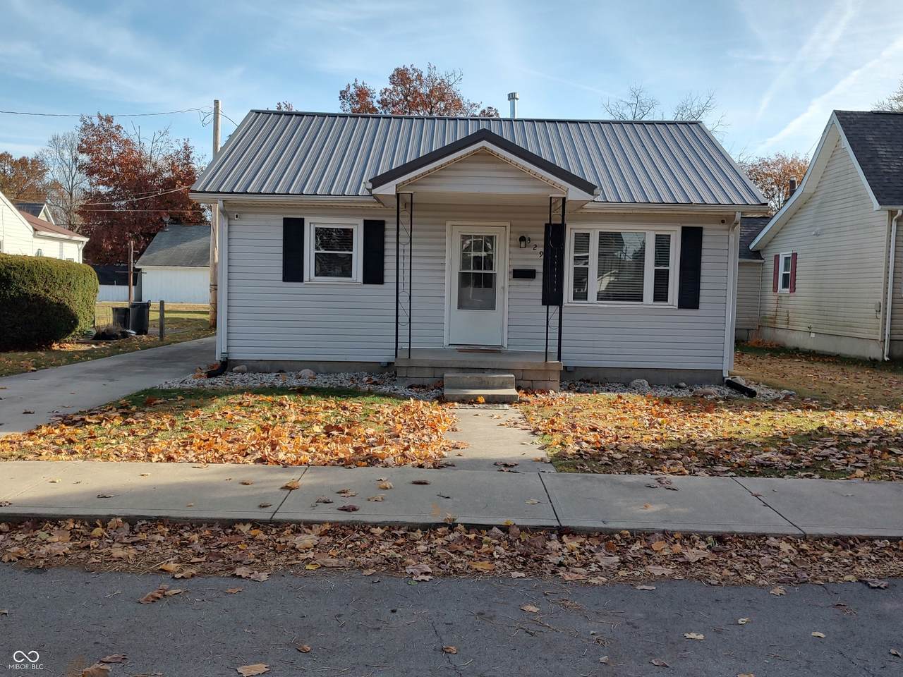 329 Columbia Avenue - Photo 1