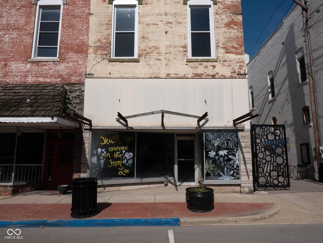 112 Anderson Street - Photo 1