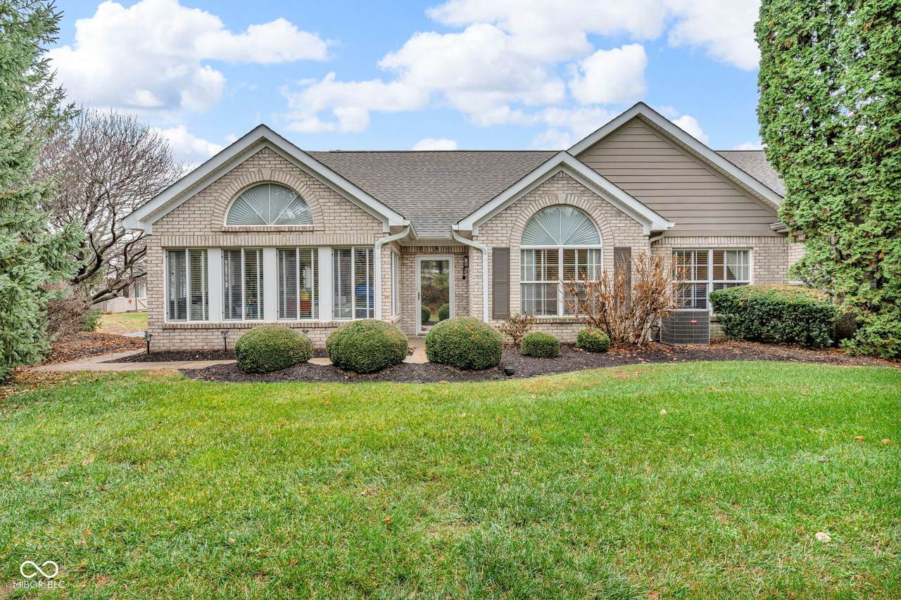 7330 Lake Lakota Place - Photo 1