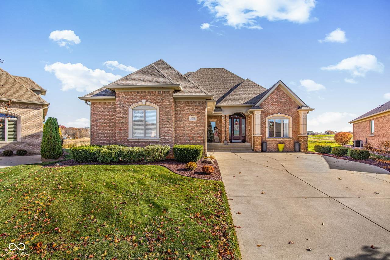 4508 Lexington Row - Photo 1