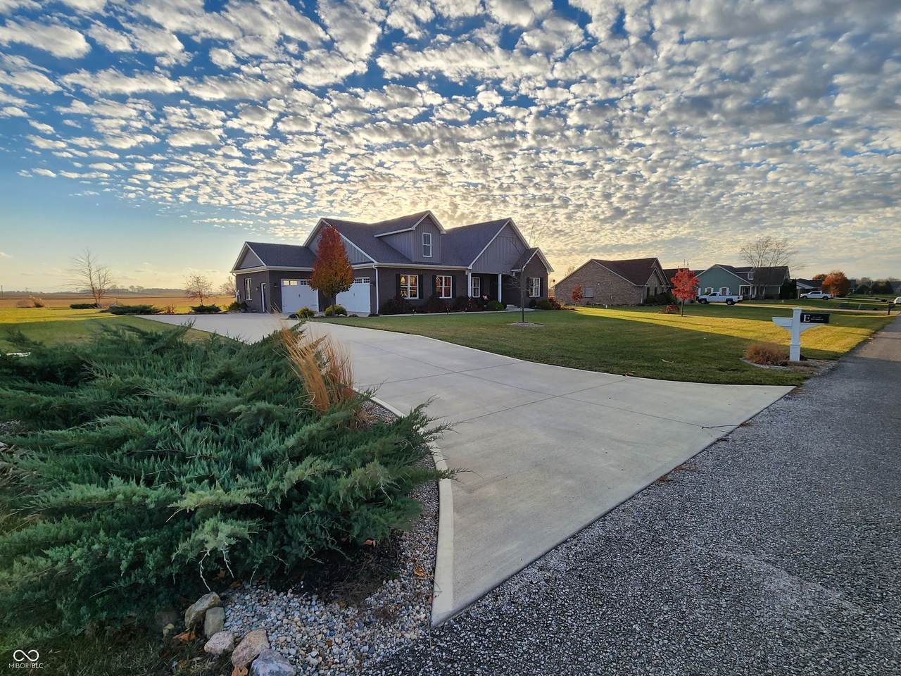 6177 Holes Crossing Drive - Photo 1