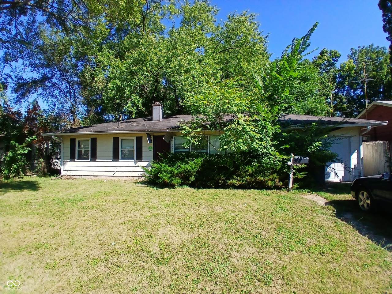 4338 Thrush Drive - Photo 1