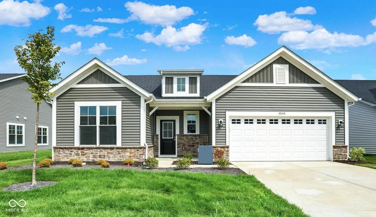 19749 Highclere Lane - Photo 1