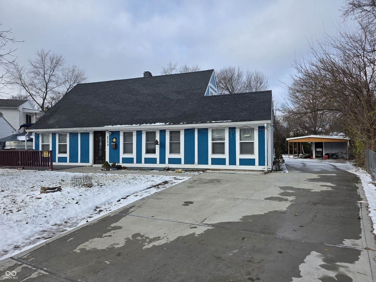 4128 Webster Avenue - Photo 1