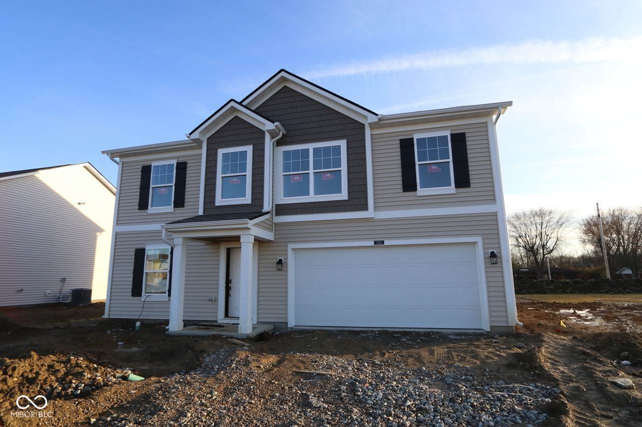 7119 Waylon Way - Photo 1