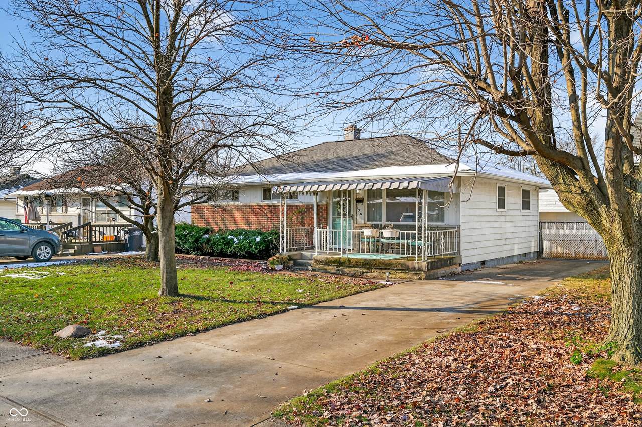 426 14th Avenue - Photo 1