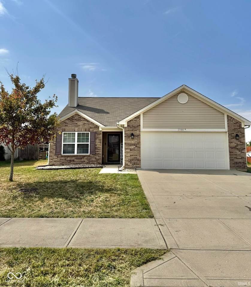 1300 Shadetree Lane - Photo 1
