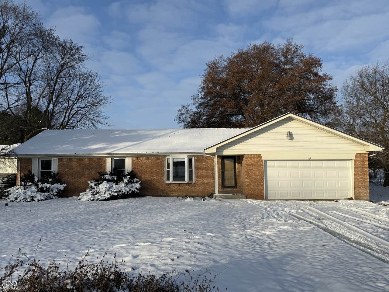 1373 State Road 234 - Photo 1