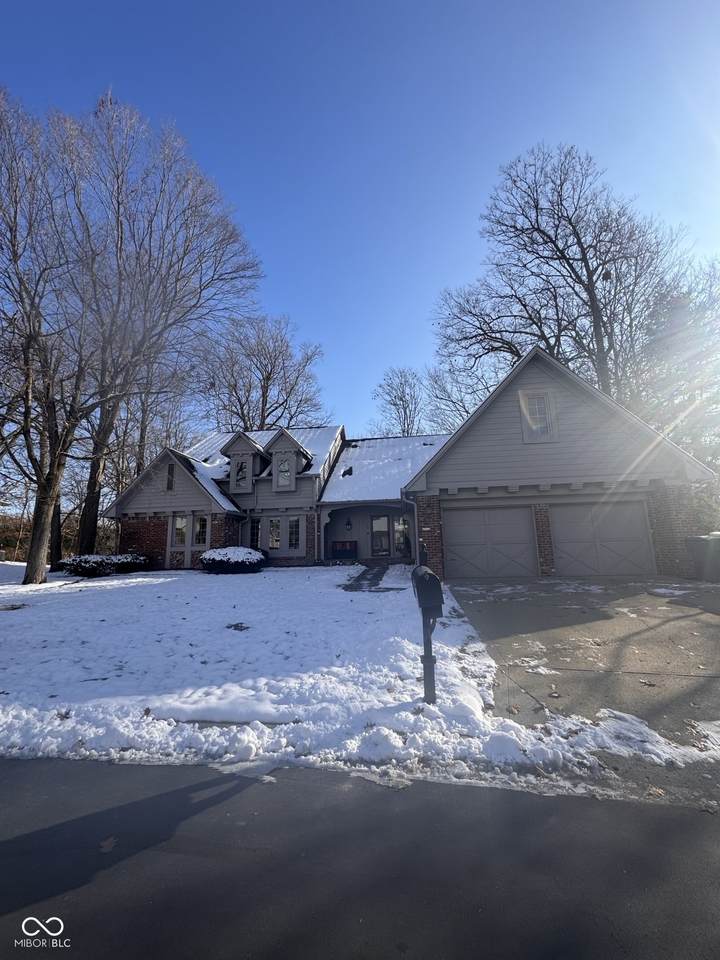 908 Tamarack Circle South Drive - Photo 1