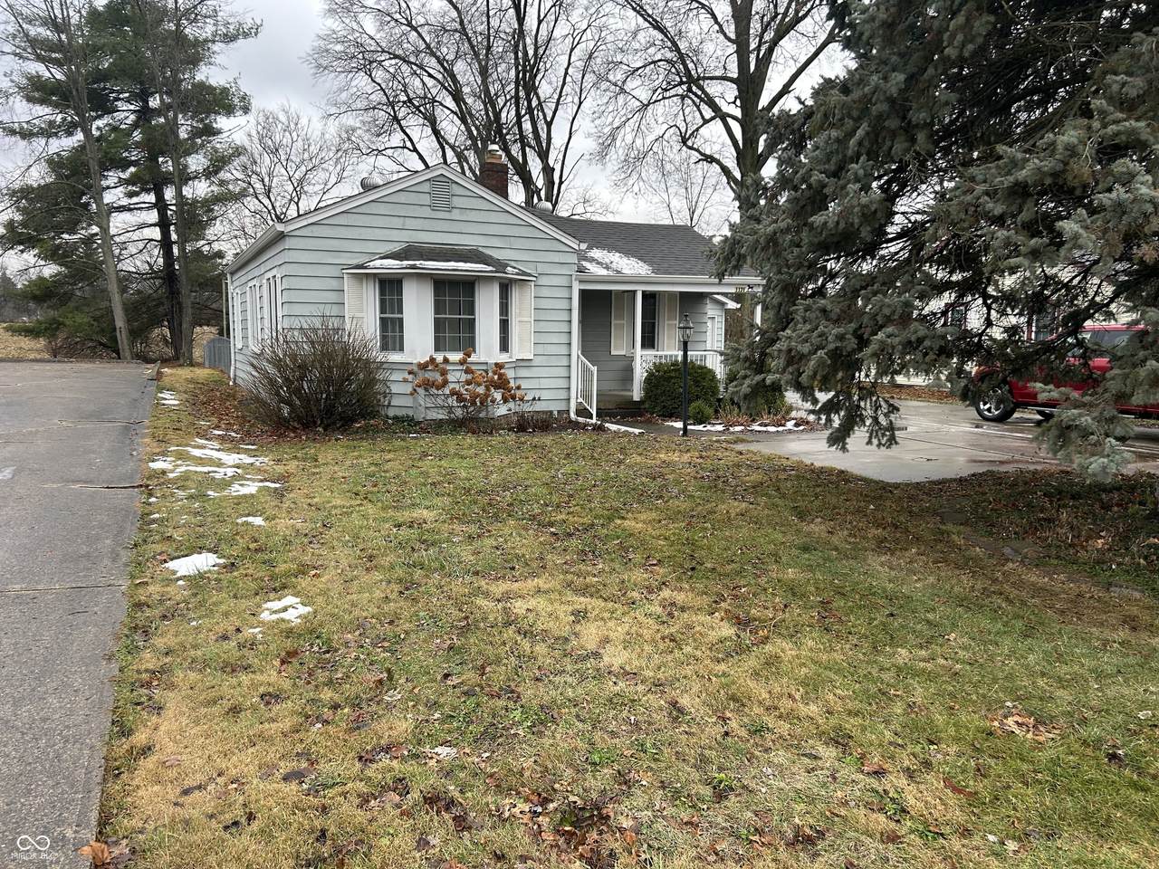 1131 Lindberg Road - Photo 1