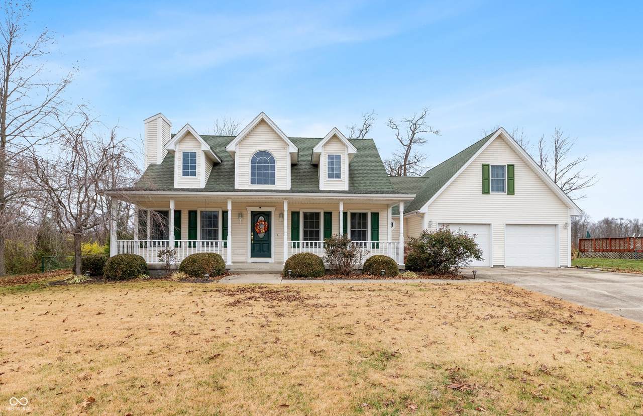 2831 Whitney Way - Photo 1