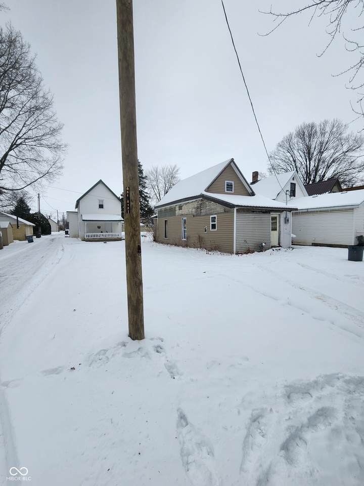 426 Cottage Avenue - Photo 1