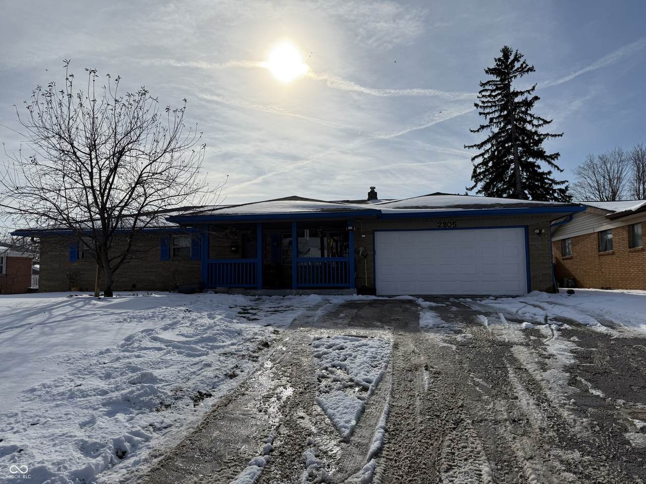 2305 Radcliffe Avenue - Photo 1