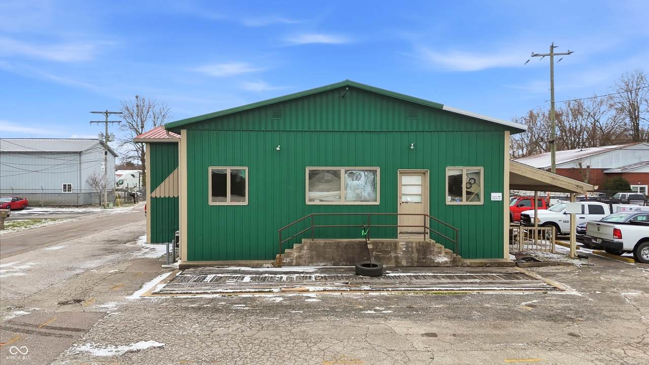 755 Hamilton Avenue - Photo 1