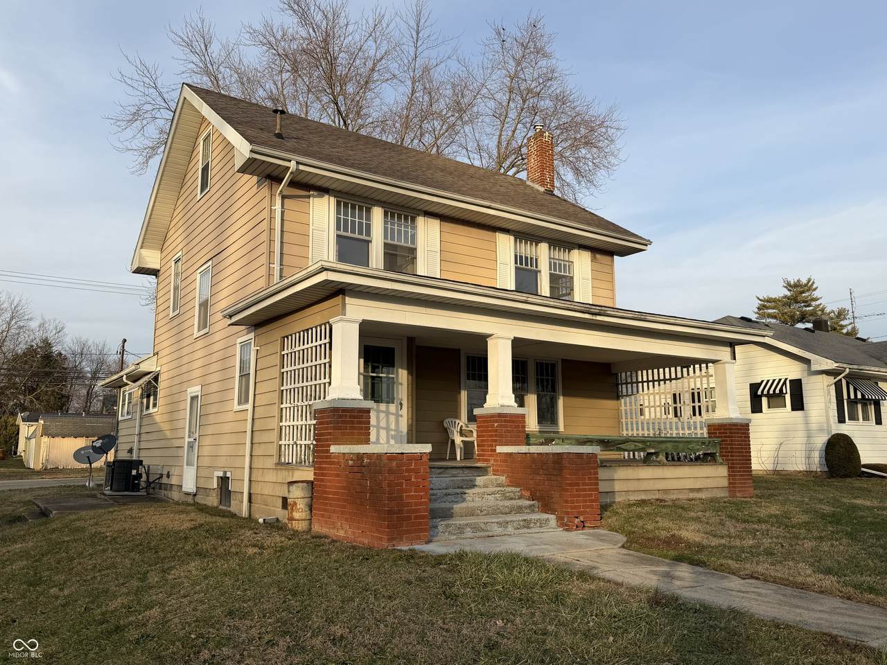 714 Sigler Street - Photo 1