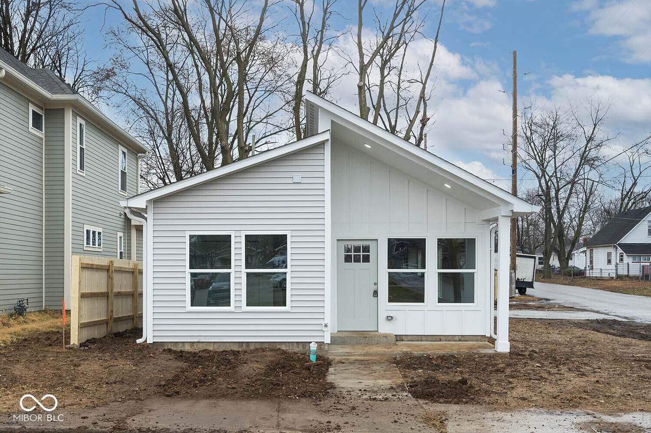 1201 Mount Street - Photo 1