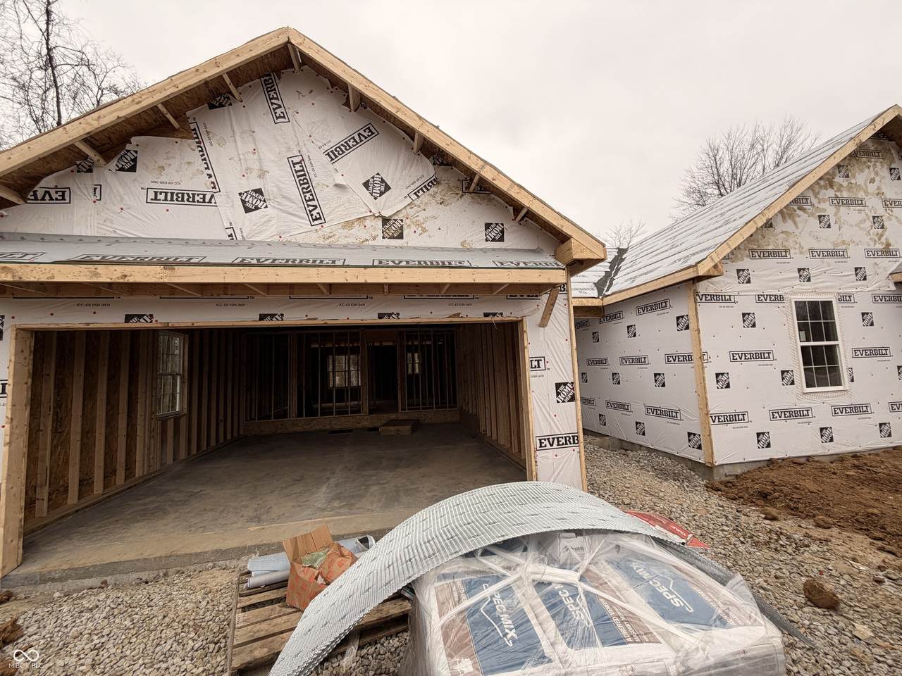 553 Mill Springs - Photo 1