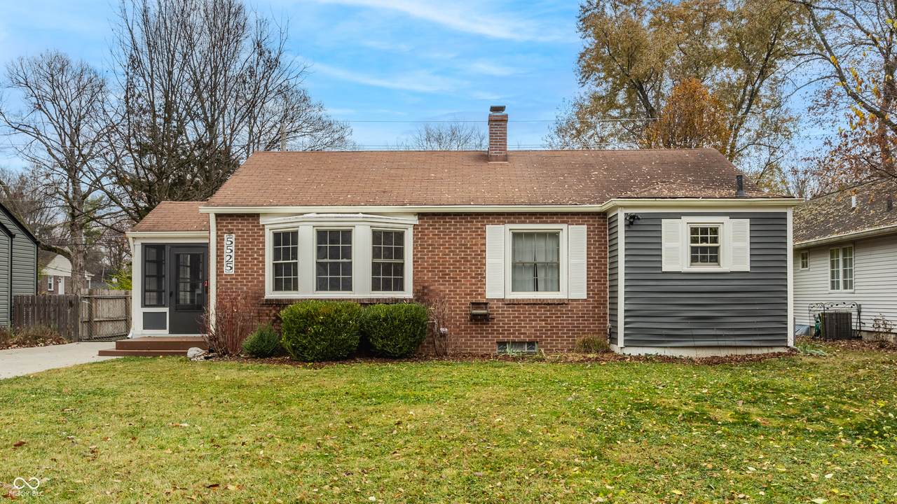 5525 Rosslyn Avenue - Photo 1
