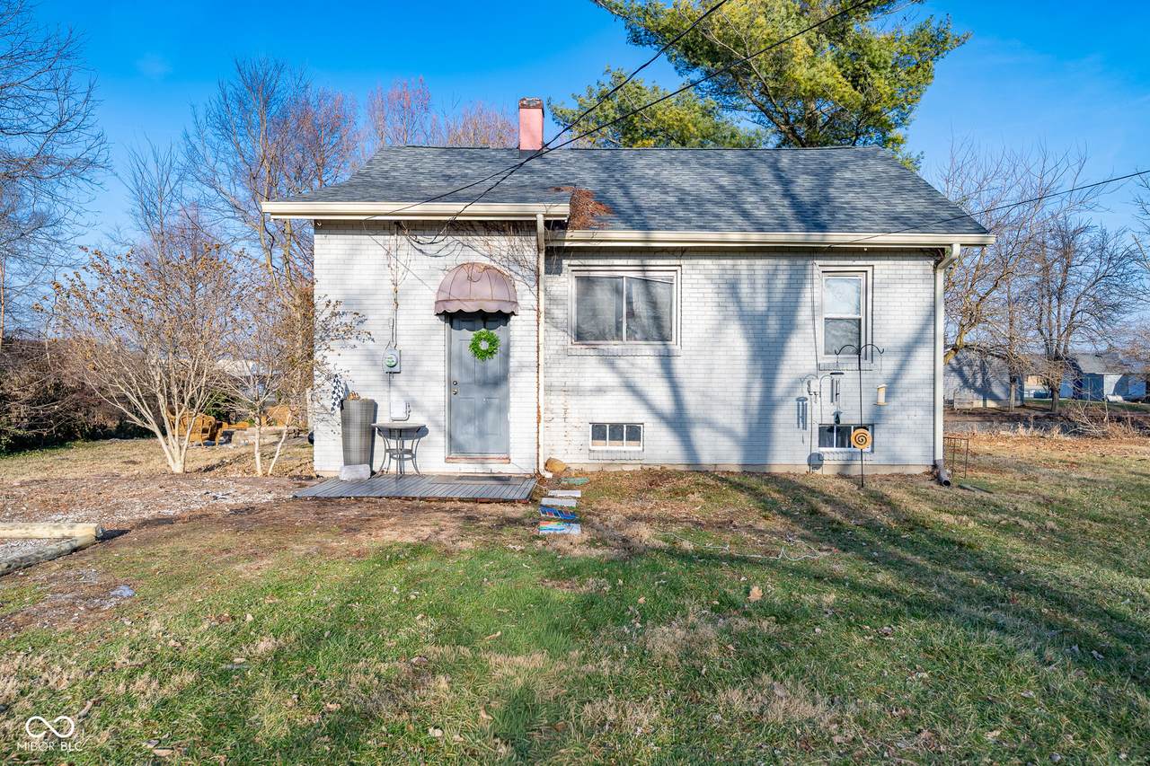 11845 Railroad Street - Photo 1