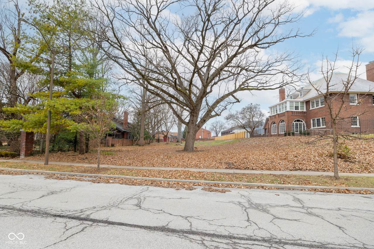 3138 Pennsylvania Street - Photo 1
