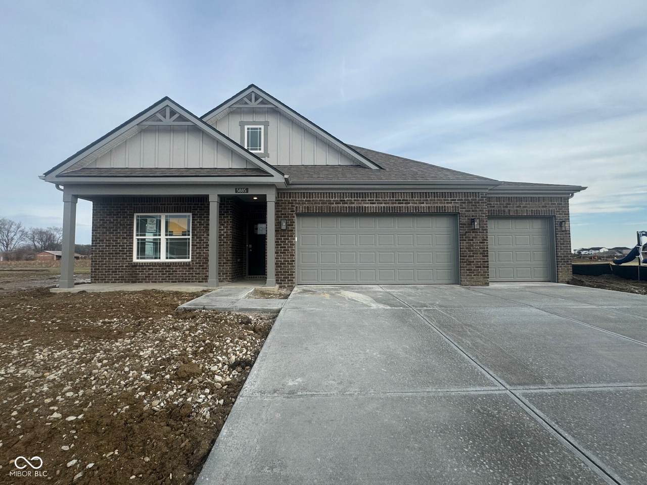 5885 Norfolk Row - Photo 1