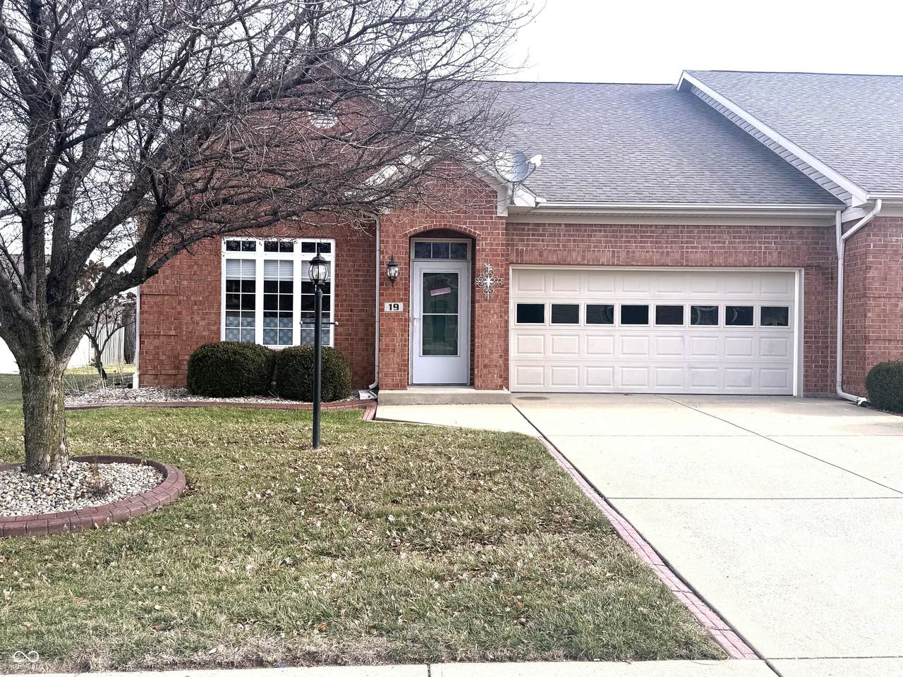 19 Copperleaf Drive - Photo 1