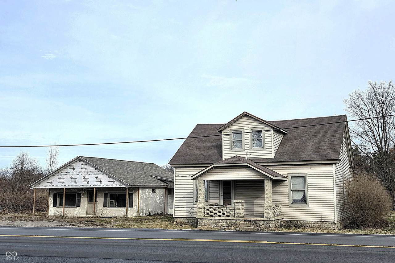 8042 State Road 32 - Photo 1