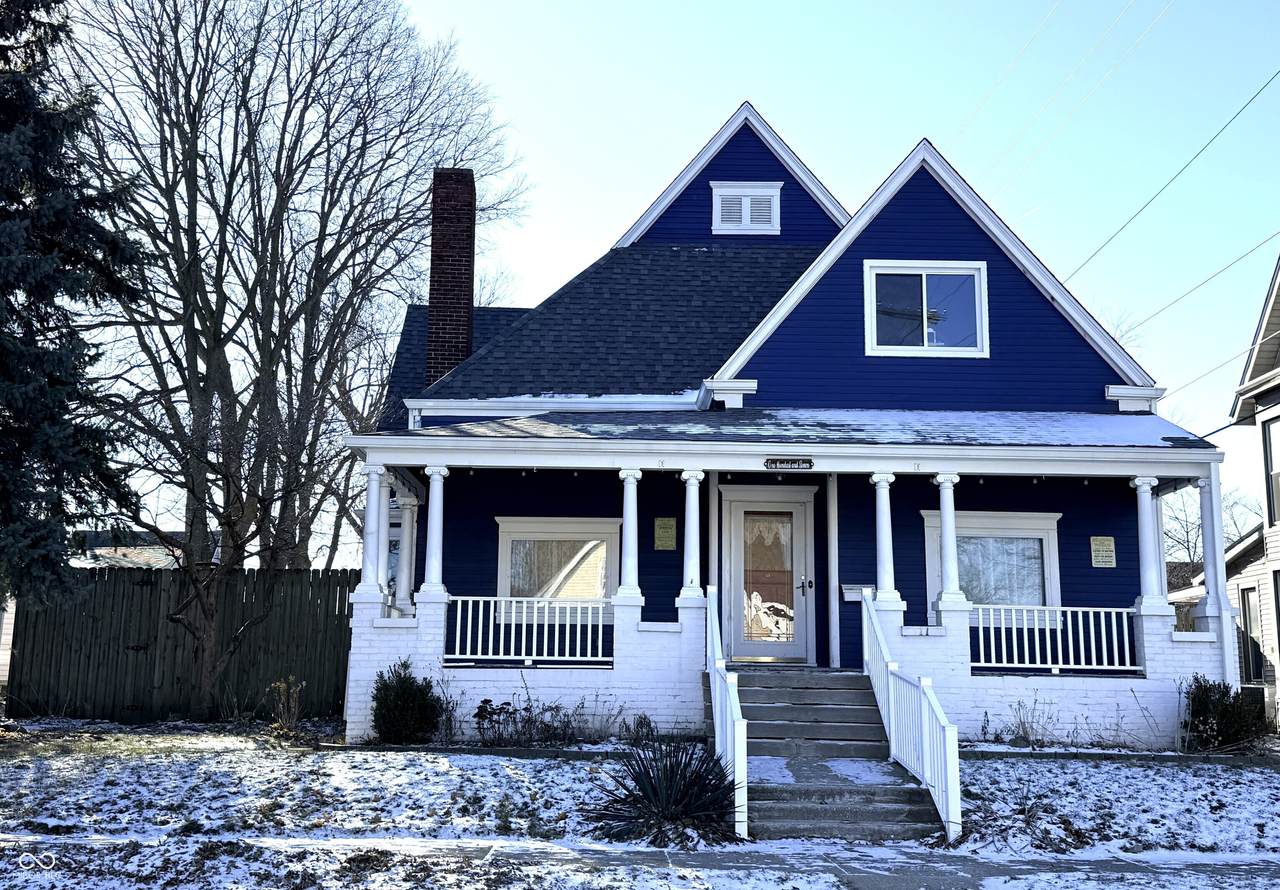 107 College Street - Photo 1