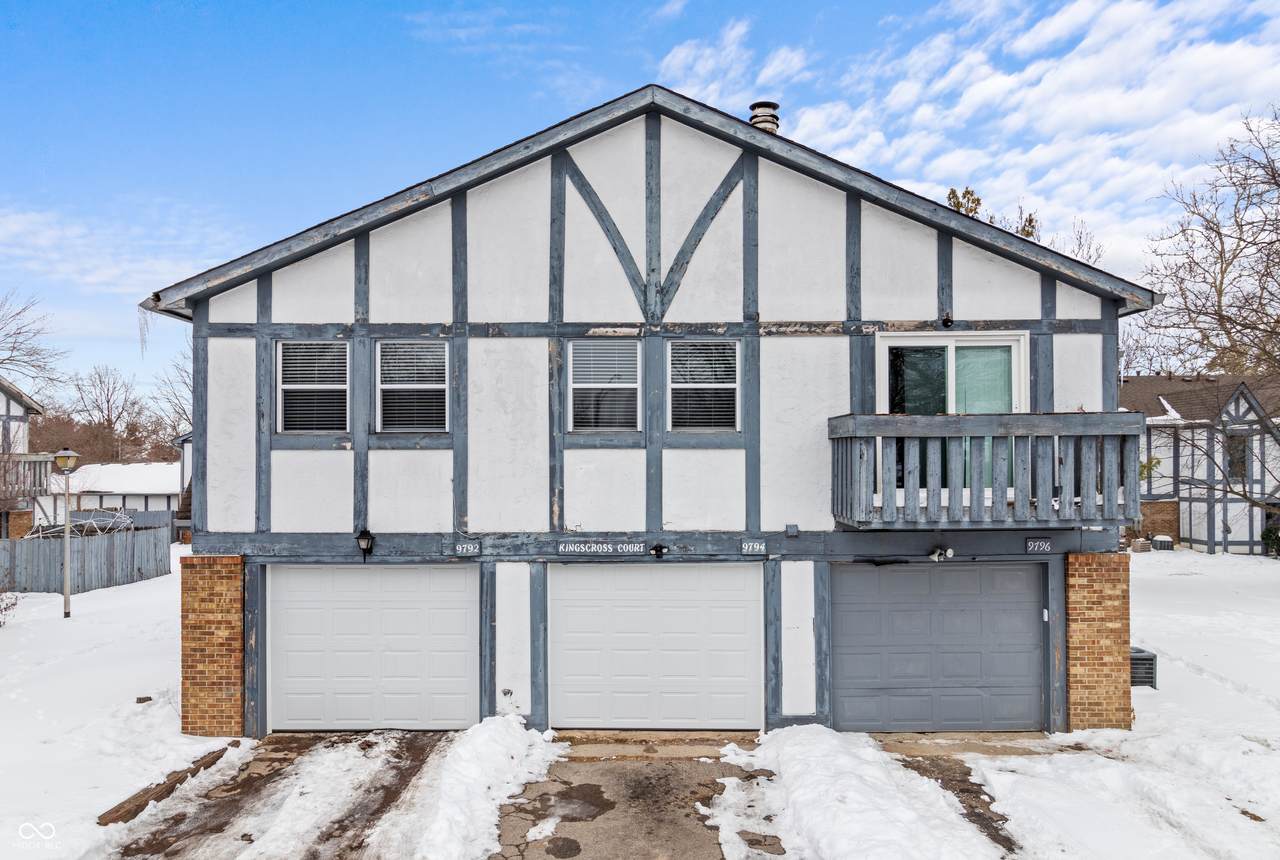 9796 Kingscross Court - Photo 1