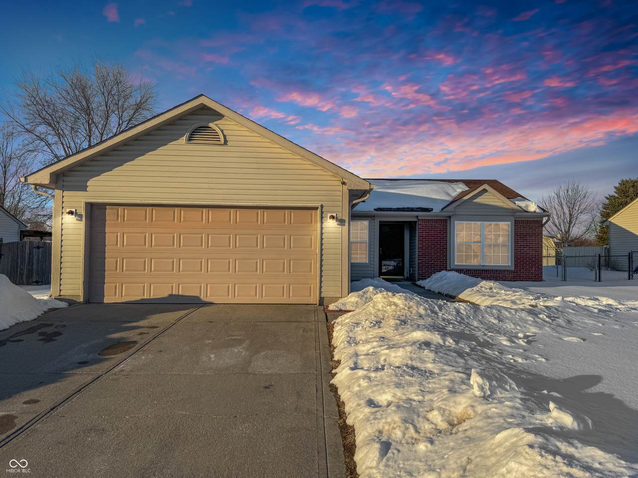 106 Broad Leaf Place - Photo 1
