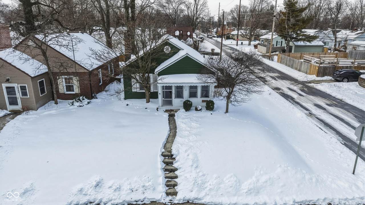 6046 Primrose Avenue - Photo 1