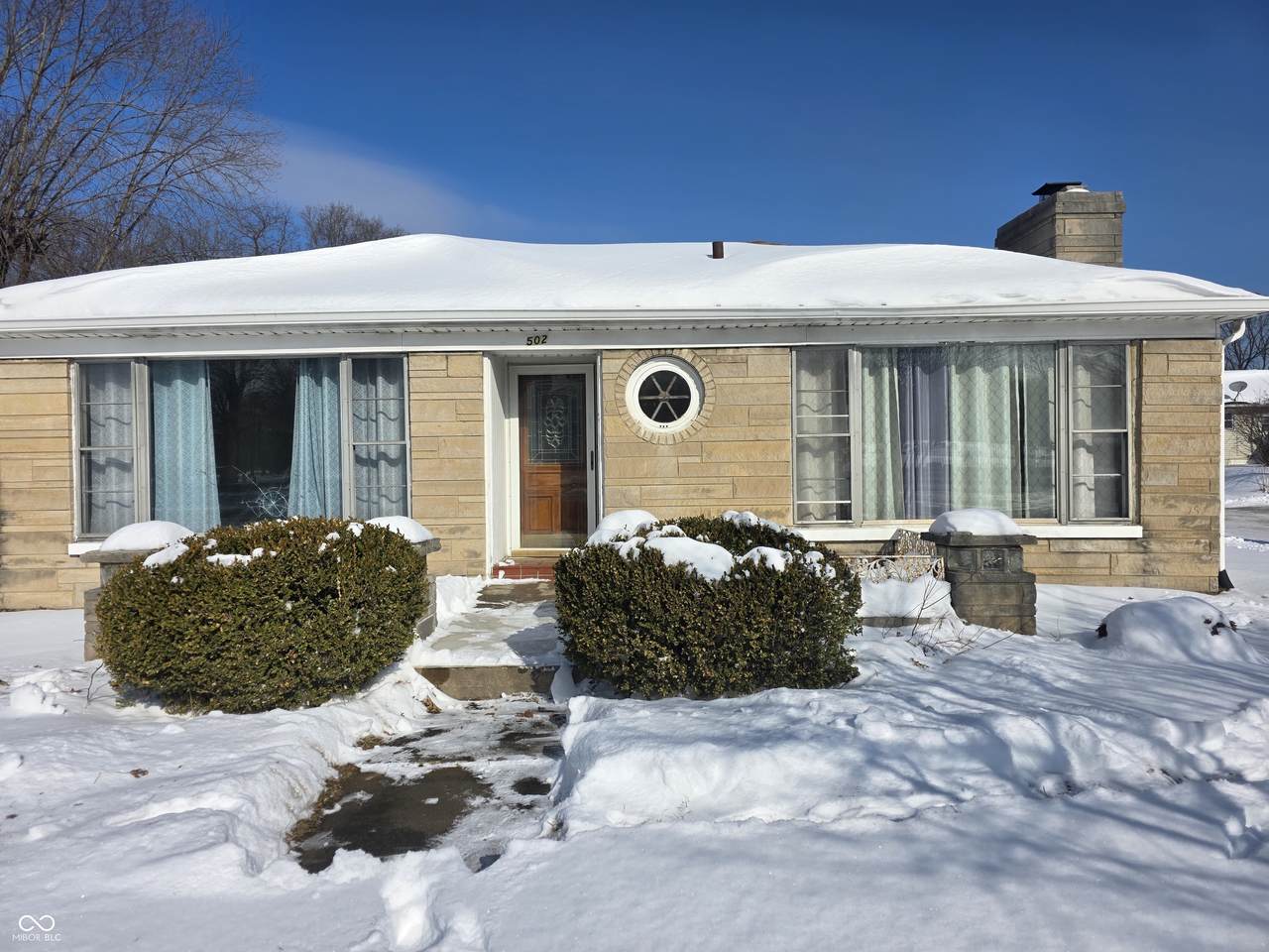 502 38th Street - Photo 1