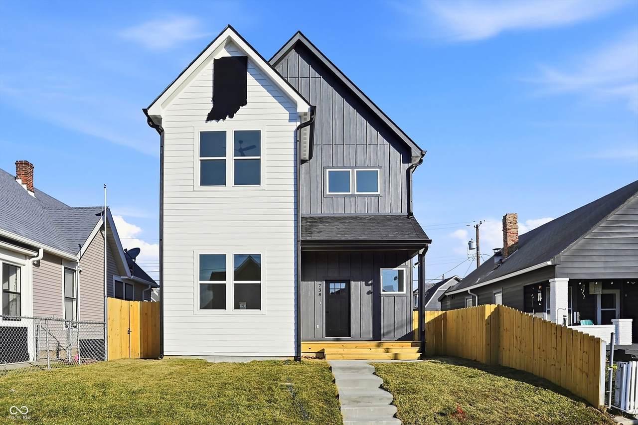 738 Cottage Avenue - Photo 1