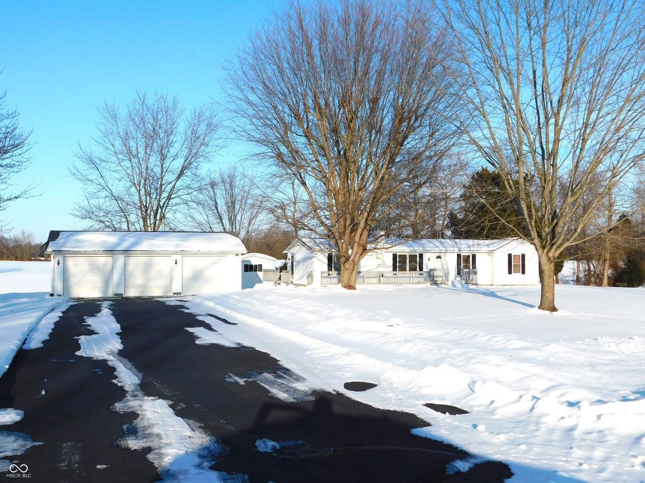 3404 County Road 800 - Photo 1