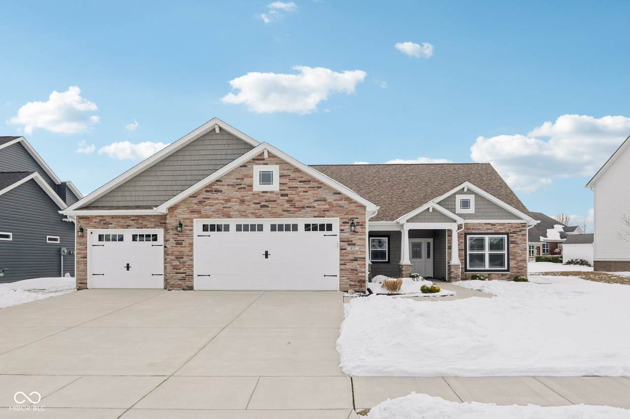 817 Detford Street - Photo 1