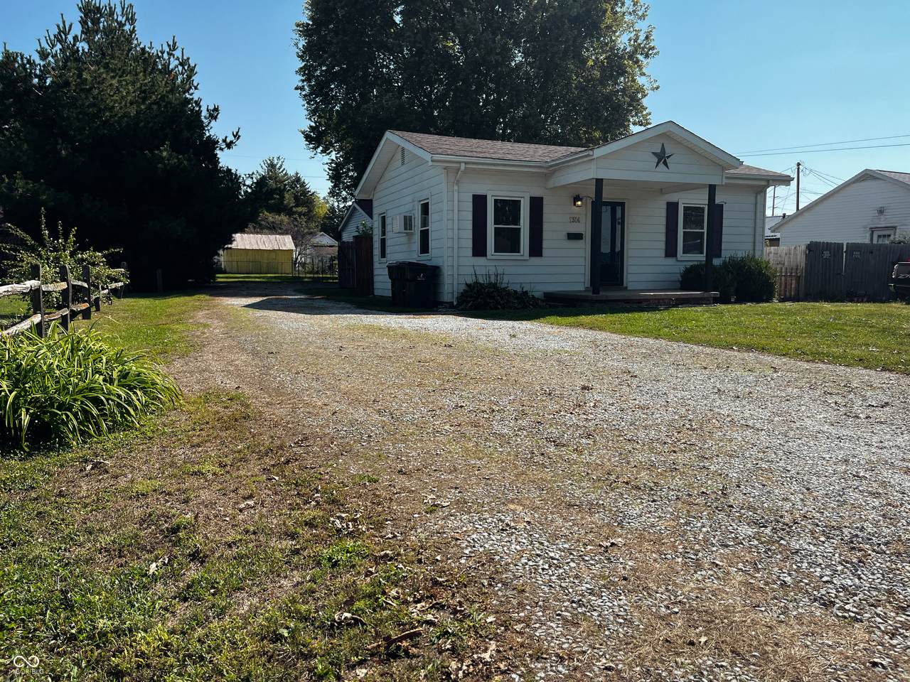 1314 Park Street - Photo 1
