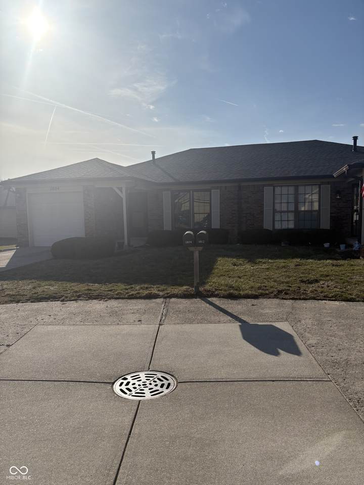 1804 Queensbridge Circle - Photo 1