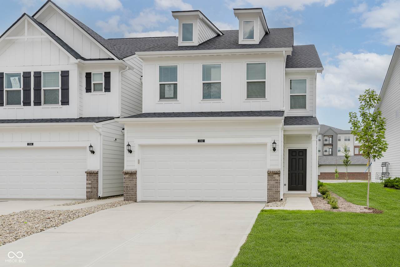 7310 Selah Lane - Photo 1