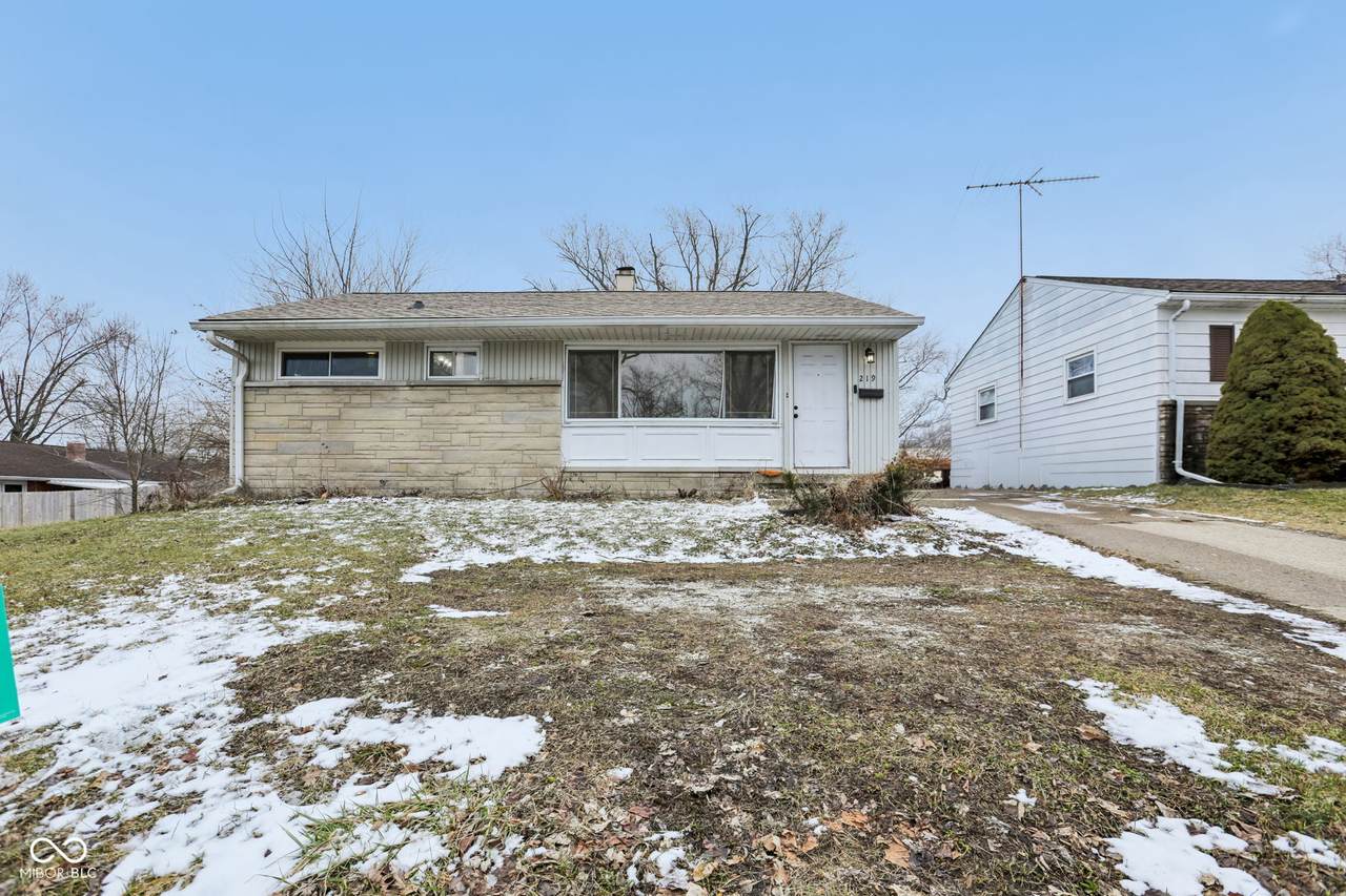219 Mckenzie Road - Photo 1