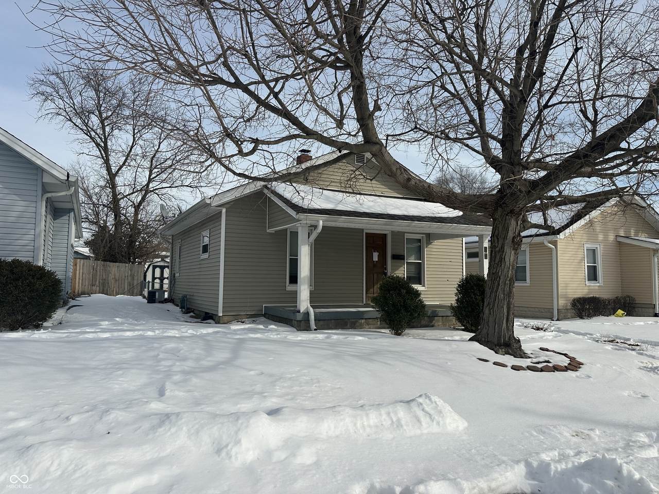 69 16th Avenue - Photo 1